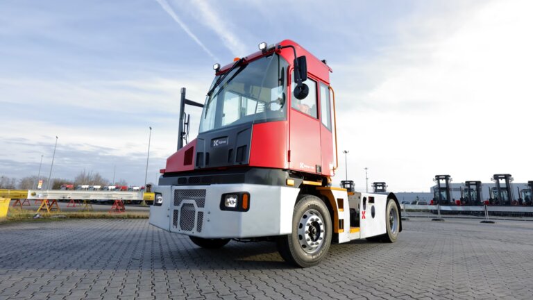 Conozca el tractor terminal Kalmar TT7