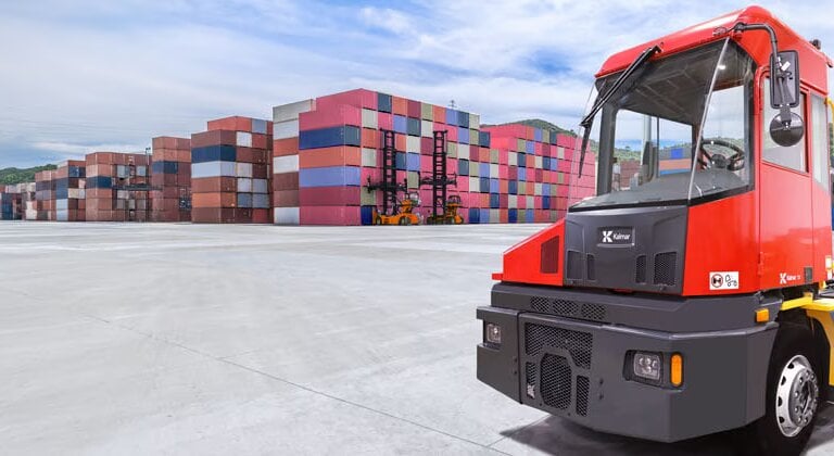 Kalmar T2i Tractor de Terminal