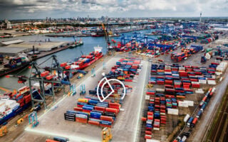 Seguridad que impulsa el rendimiento: El control de velocidad geocercado llega a MyKalmar INSIGHT