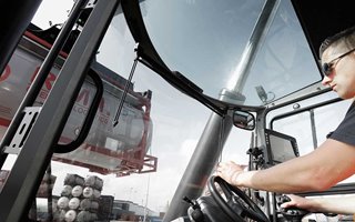 Video: Kalmar K-Motion at RBC Terminal: reliable, safe and highly efficient